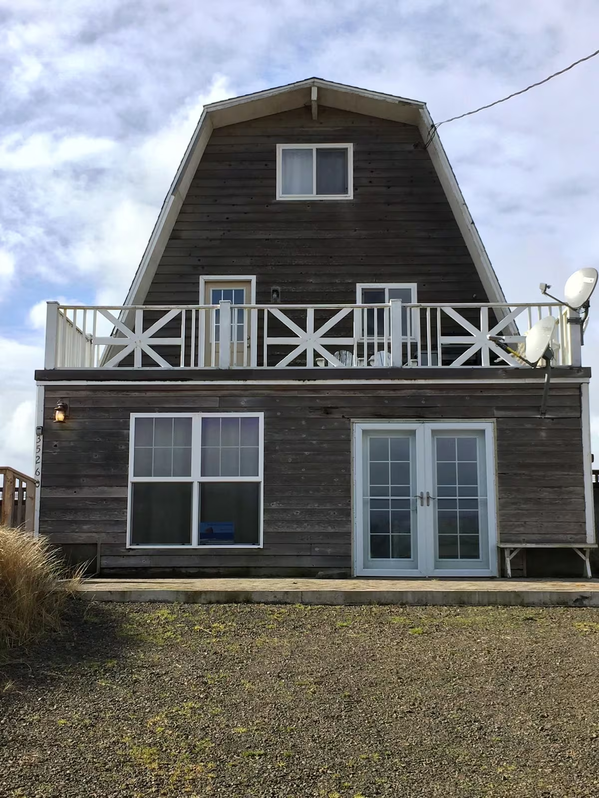 Oceanfront With Memorable Surf And Haystack Rock Views